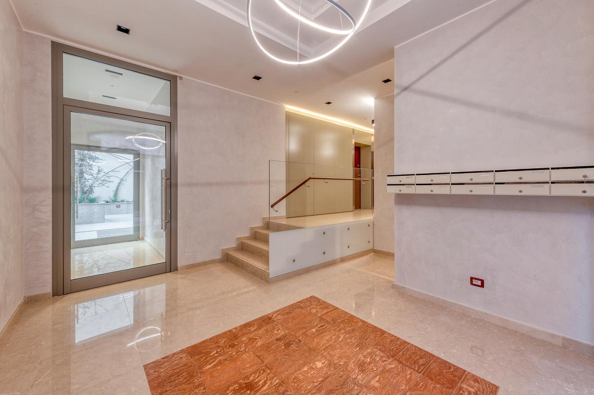 Fabbri Palace - B Home — Photos 2