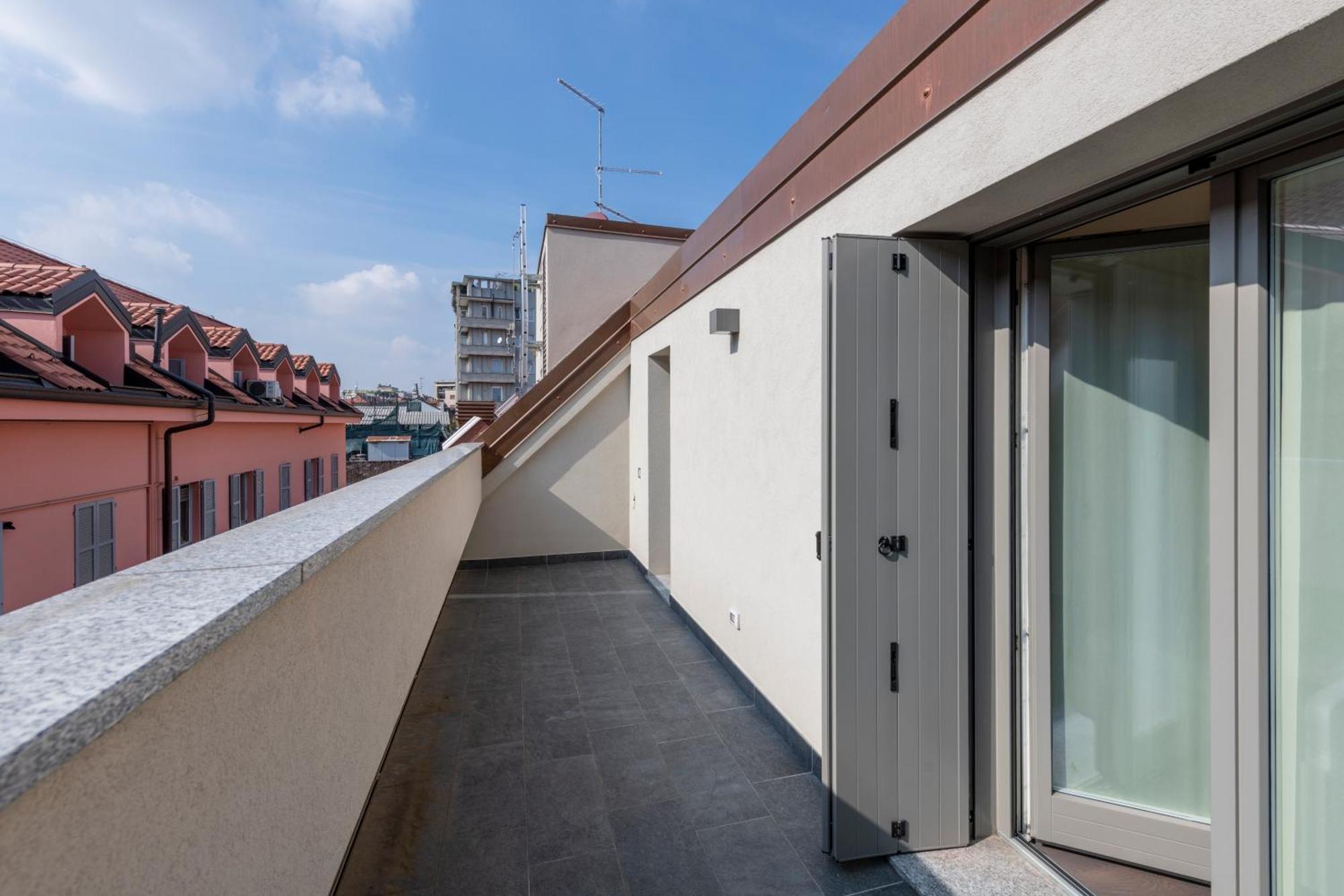 Fabbri Palace - B Home — Photos 1